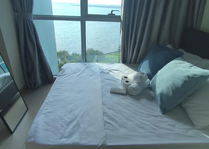 Bayshore Okada Bayview Aparthotel Manila